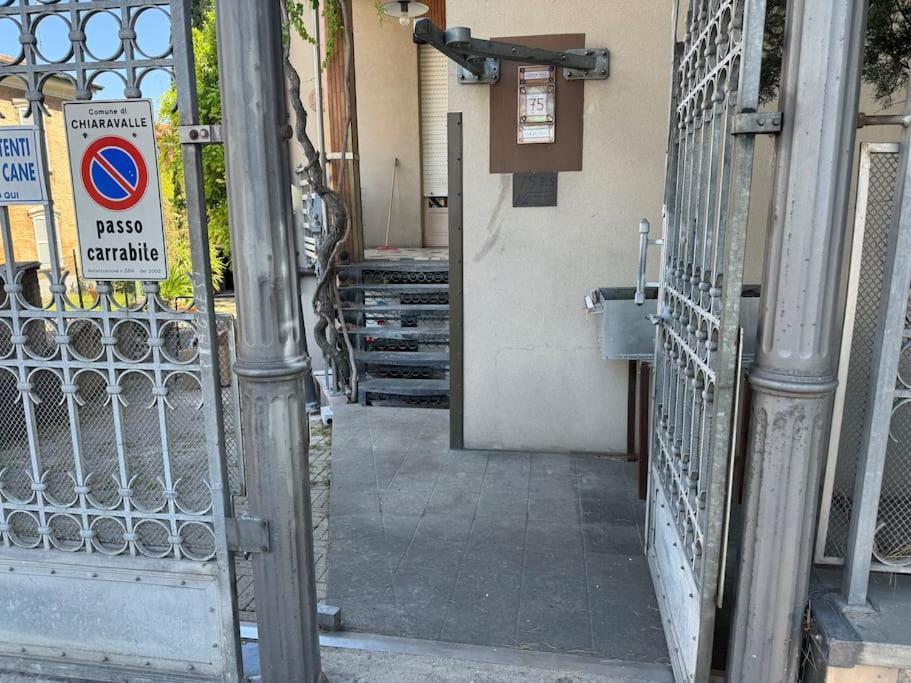 Apartamento Casa Nel Verde - 4 Posti Letto Chiaravalle Marche Exterior foto